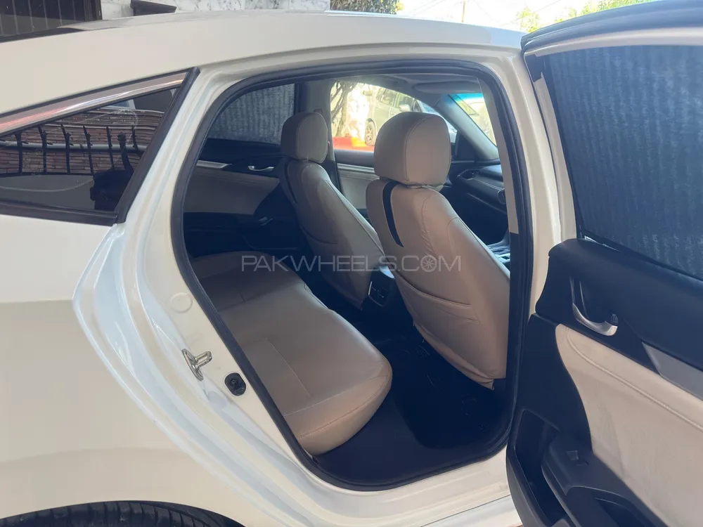 Honda Civic 2017 for Sale in Karachi Honda Civic 2017 for Sale in Karachi Image-7