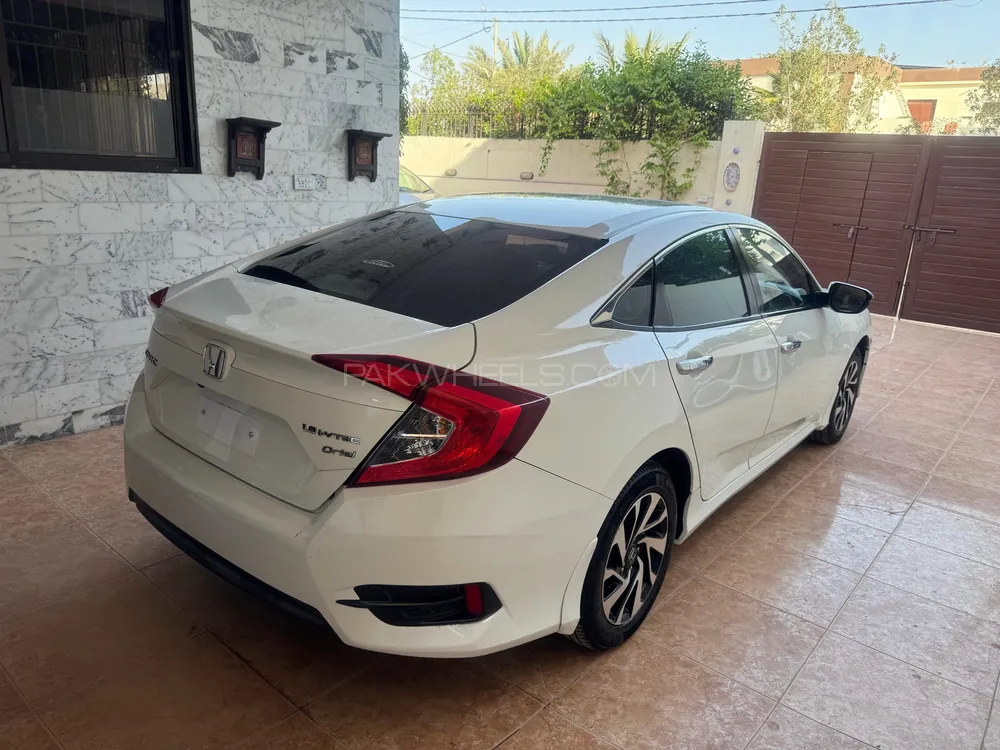 Honda Civic 2017 for Sale in Karachi Honda Civic 2017 for Sale in Karachi Image-6
