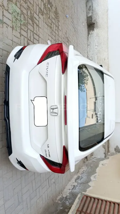 Honda Civic 2017 for Sale in D.G.Khan Honda Civic 2017 for Sale in D.G.Khan Image-3