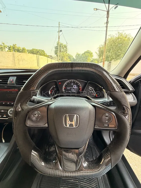 Honda Civic 2018 for Sale in Karachi Honda Civic 2018 for Sale in Karachi Image-10