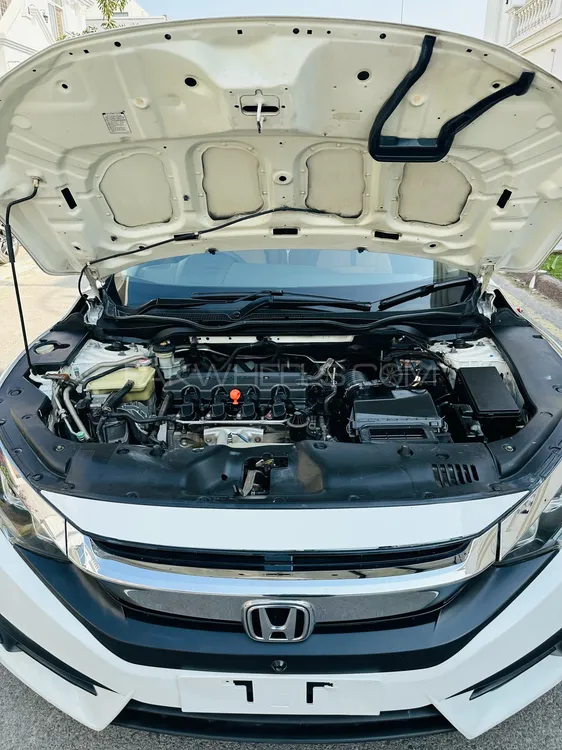 Honda Civic 2018 for Sale in Sialkot Honda Civic 2018 for Sale in Sialkot Image-8