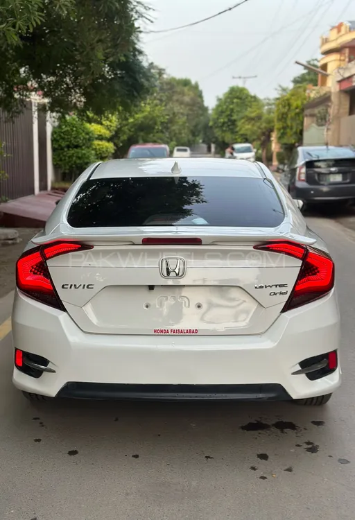Honda Civic 2020 for Sale in Faisalabad Honda Civic 2020 for Sale in Faisalabad Image-4