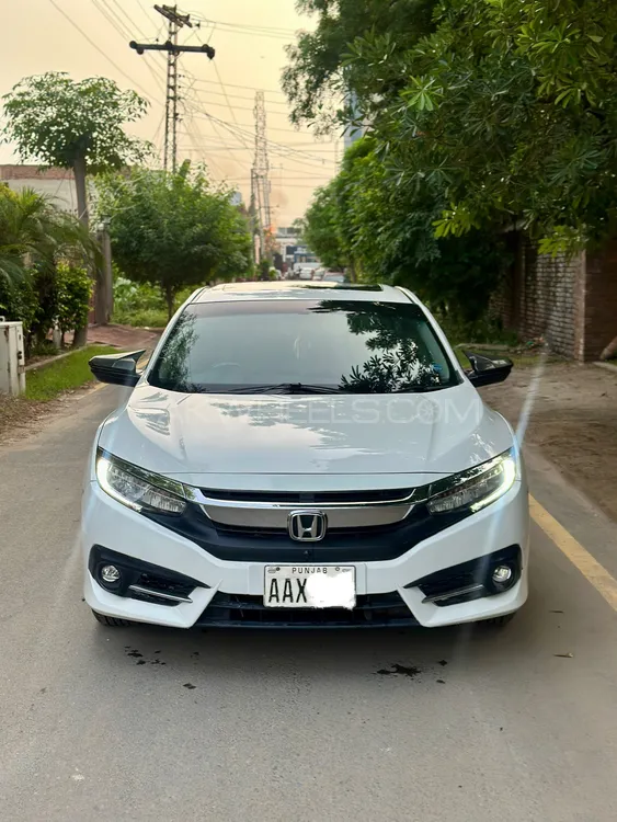 Honda Civic 2020 for Sale in Faisalabad Honda Civic 2020 for Sale in Faisalabad Image-1