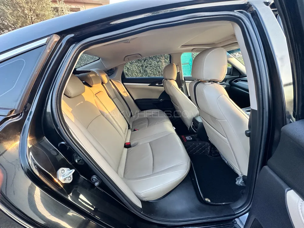 Honda Civic 2021 for Sale in Islamabad Honda Civic 2021 for Sale in Islamabad Image-6