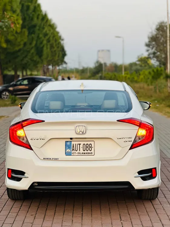 Honda Civic 2021 for Sale in Islamabad Honda Civic 2021 for Sale in Islamabad Image-3