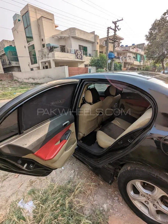 Honda Civic 2007 for Sale in Lahore Honda Civic 2007 for Sale in Lahore Image-8