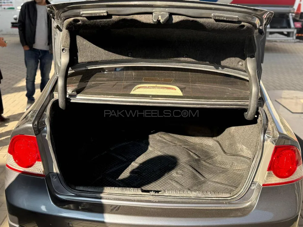 Honda Civic 2011 for Sale in Rawalpindi Honda Civic 2011 for Sale in Rawalpindi Image-10