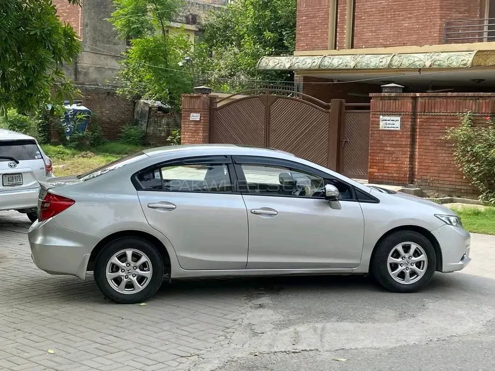 Honda Civic 2014 for Sale in Lahore Honda Civic 2014 for Sale in Lahore Image-6
