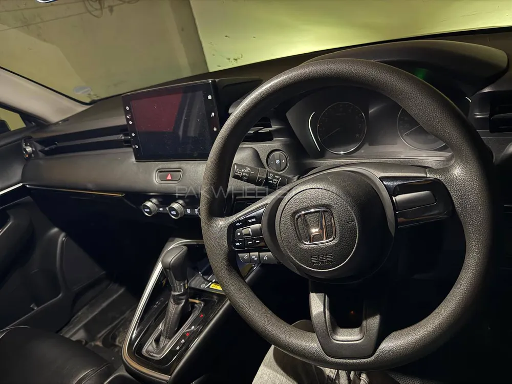 Honda HR-V 2022 for Sale in Multan Honda HR-V 2022 for Sale in Multan Image-4