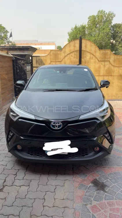 Honda Vezel 2019 for Sale in Lahore Honda Vezel 2019 for Sale in Lahore Image-1