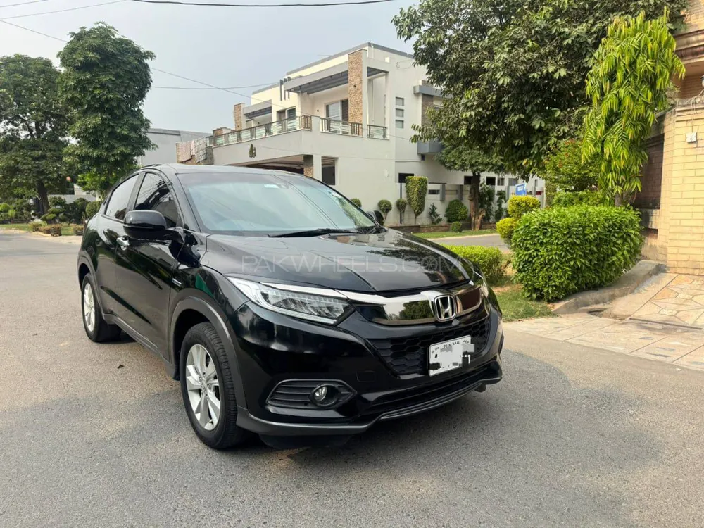 Honda Vezel 2019 for Sale in Lahore Honda Vezel 2019 for Sale in Lahore Image-11