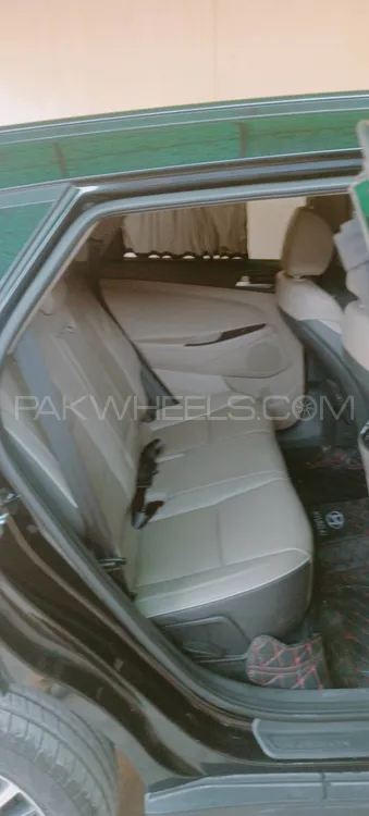 Hyundai Tucson 2021 for Sale in Lahore Hyundai Tucson 2021 for Sale in Lahore Image-9