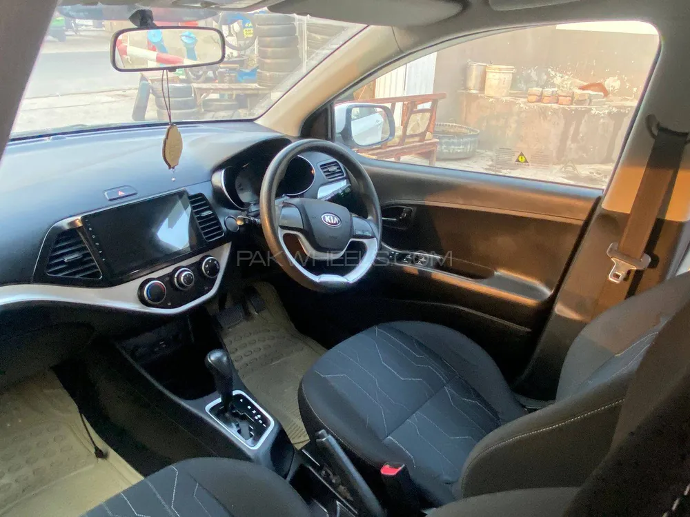 KIA Picanto 2022 for Sale in Multan KIA Picanto 2022 for Sale in Multan Image-12