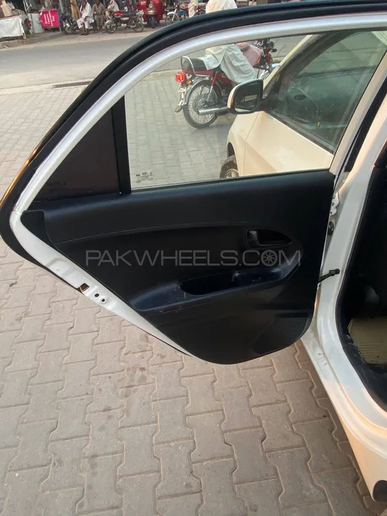 KIA Picanto 2022 for Sale in Multan KIA Picanto 2022 for Sale in Multan Image-9