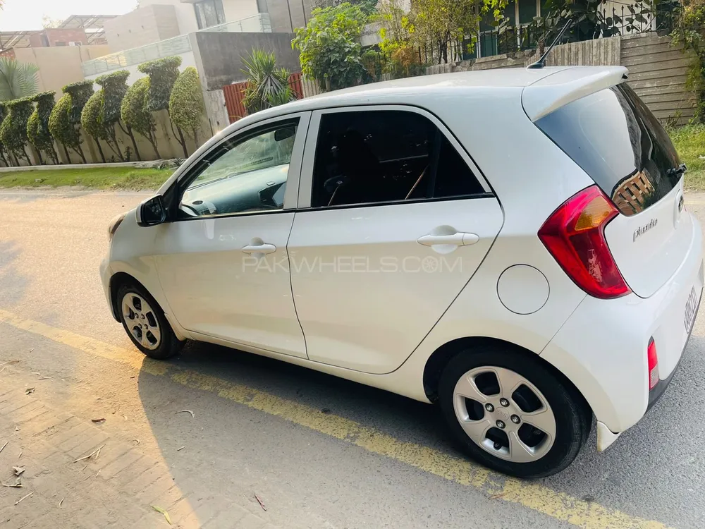 KIA Picanto 2024 for Sale in Lahore KIA Picanto 2024 for Sale in Lahore Image-5