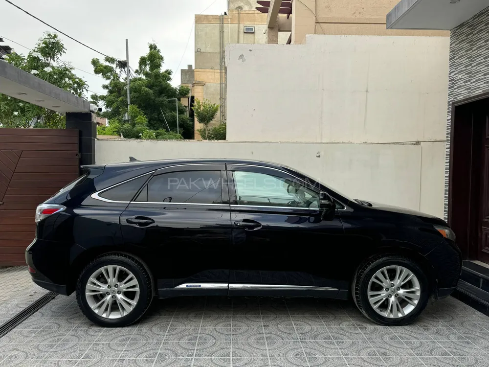 Lexus RX Series 2011 for Sale in Karachi Lexus RX Series 2011 for Sale in Karachi Image-19
