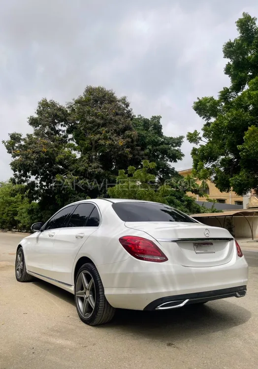 Mercedes Benz C Class 2018 for Sale in Karachi Mercedes Benz C Class 2018 for Sale in Karachi Image-4