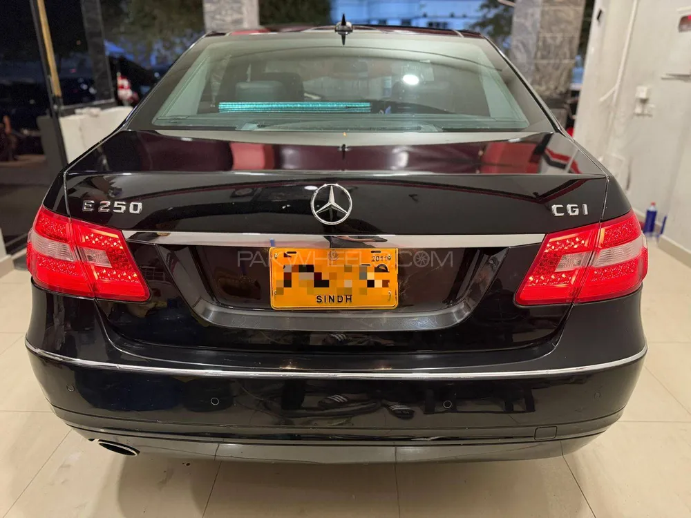 مرسڈیز بینز ای کلاس 2011 for Sale in کراچی مرسڈیز بینز ای کلاس 2011 for Sale in کراچی Image-6