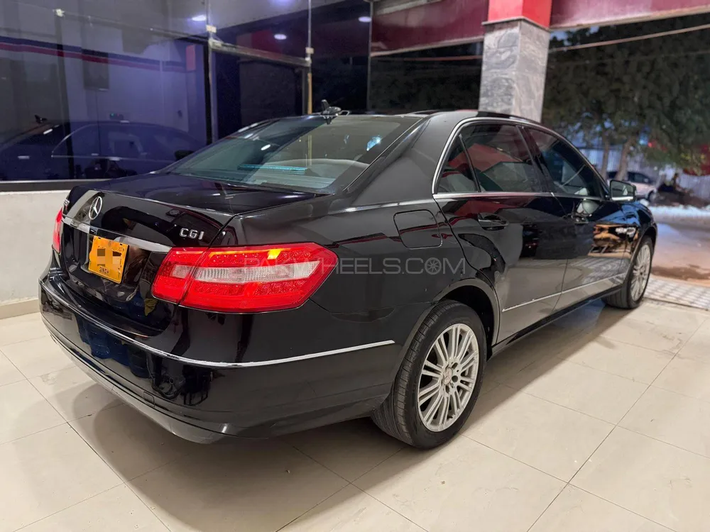مرسڈیز بینز ای کلاس 2011 for Sale in کراچی مرسڈیز بینز ای کلاس 2011 for Sale in کراچی Image-4