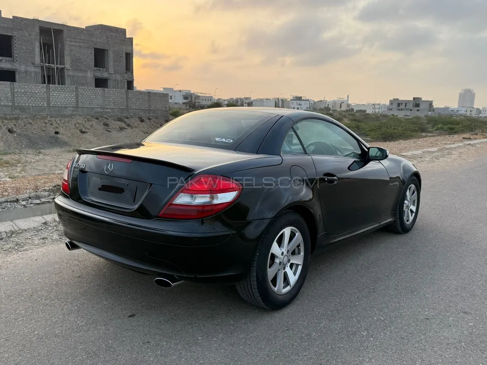 Mercedes Benz SLK Class 2004 for Sale in Karachi Mercedes Benz SLK Class 2004 for Sale in Karachi Image-8