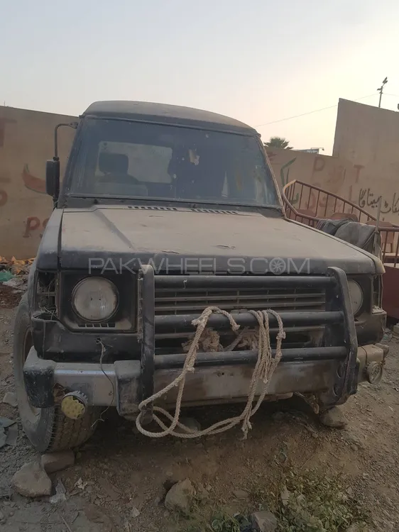 Mitsubishi Pajero 1986 for Sale in Karachi Mitsubishi Pajero 1986 for Sale in Karachi Image-1