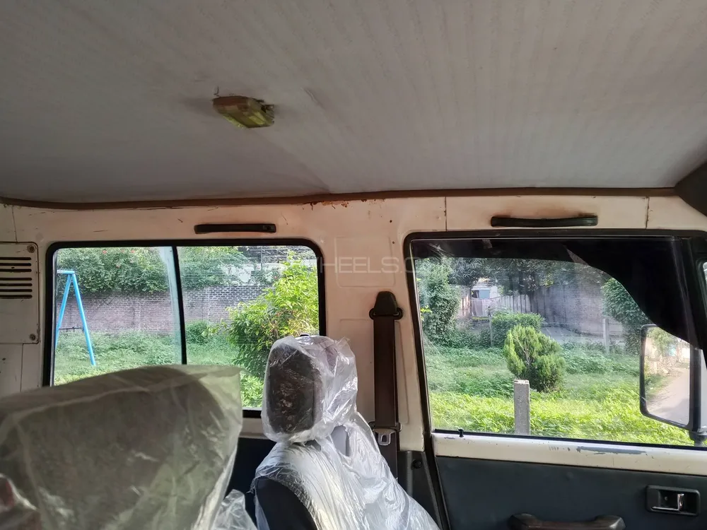 Mitsubishi Pajero 1991 for Sale in Lahore Mitsubishi Pajero 1991 for Sale in Lahore Image-9