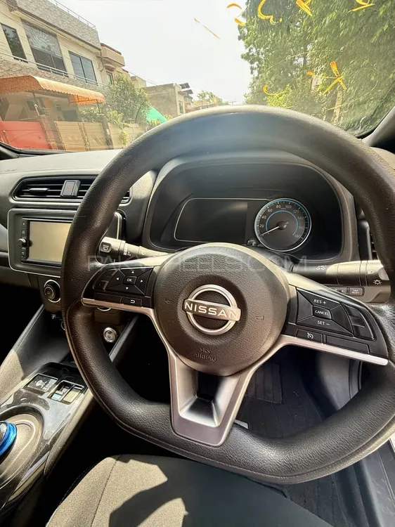 Nissan Leaf 2021 for Sale in Lahore Nissan Leaf 2021 for Sale in Lahore Image-5