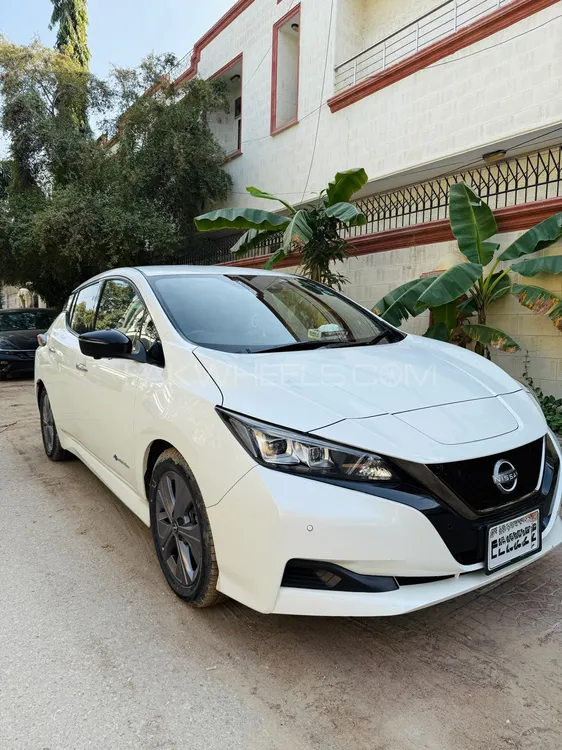 Nissan Leaf 2021 for Sale in Karachi Nissan Leaf 2021 for Sale in Karachi Image-1