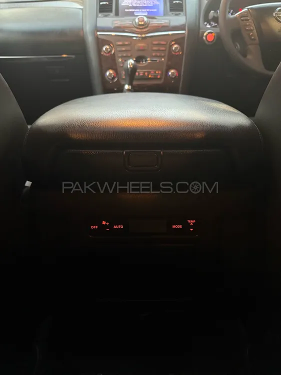Nissan Patrol 2013 for Sale in Karachi Nissan Patrol 2013 for Sale in Karachi Image-11