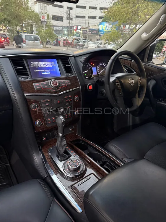 Nissan Patrol 2013 for Sale in Karachi Nissan Patrol 2013 for Sale in Karachi Image-17