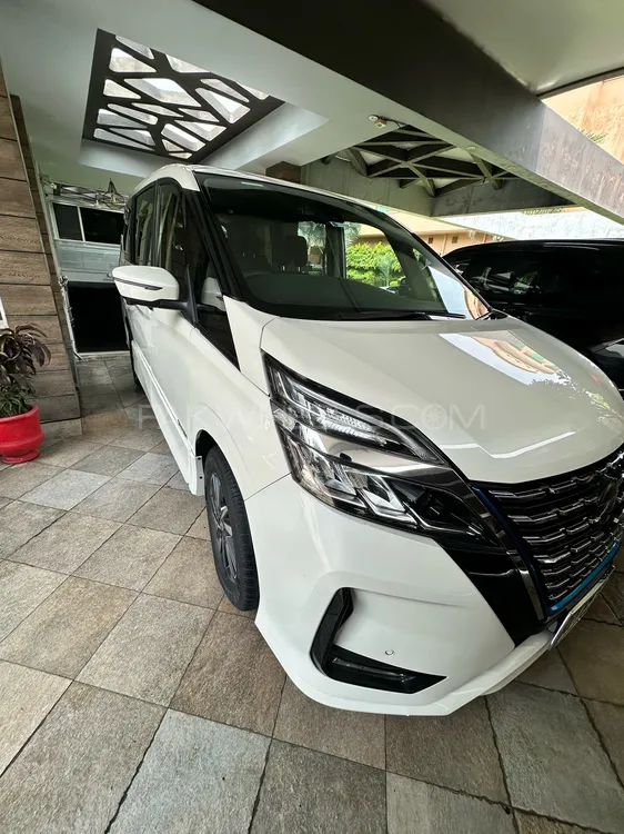 Nissan Serena 2019 for Sale in Gujranwala Nissan Serena 2019 for Sale in Gujranwala Image-1