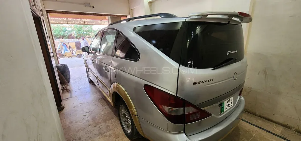 SsangYong Stavic 2006 for Sale in Karachi SsangYong Stavic 2006 for Sale in Karachi Image-4