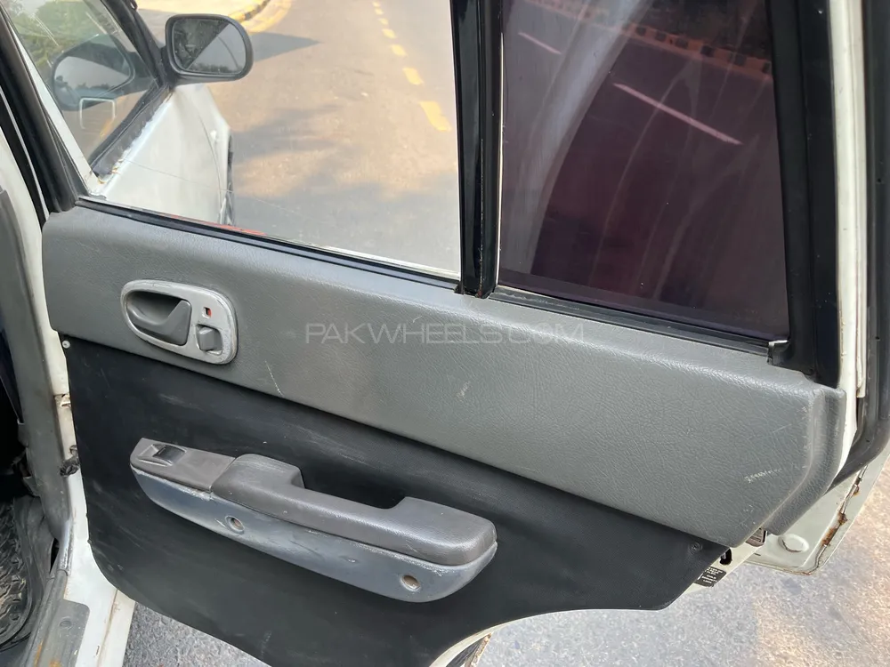 Suzuki Cultus 2009 for Sale in Lahore Suzuki Cultus 2009 for Sale in Lahore Image-6