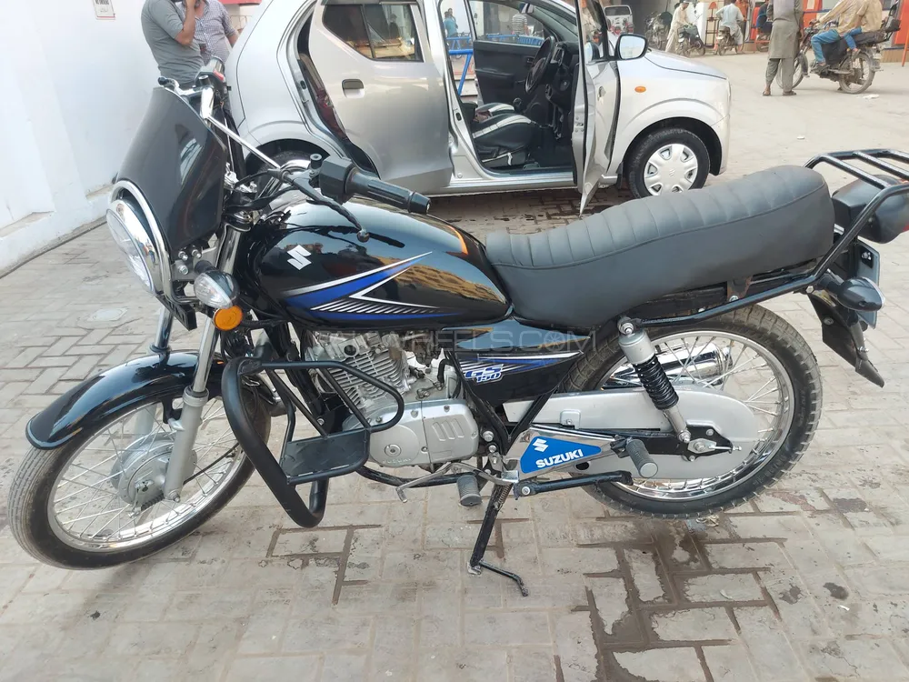 Suzuki GS 150 2015 for Sale Suzuki GS 150 2015 for Sale Image-1