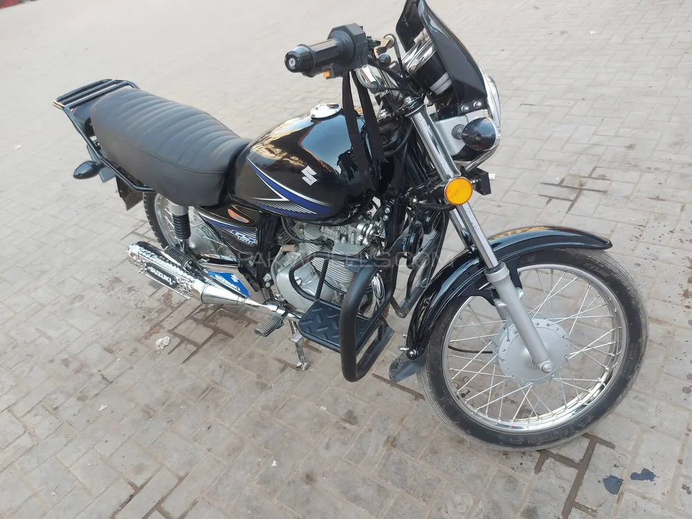Suzuki GS 150 2015 for Sale Suzuki GS 150 2015 for Sale Image-3
