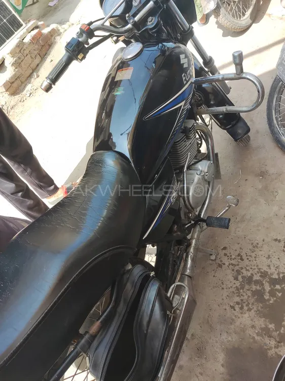 Suzuki GS 150 2016 for Sale Suzuki GS 150 2016 for Sale Image-6