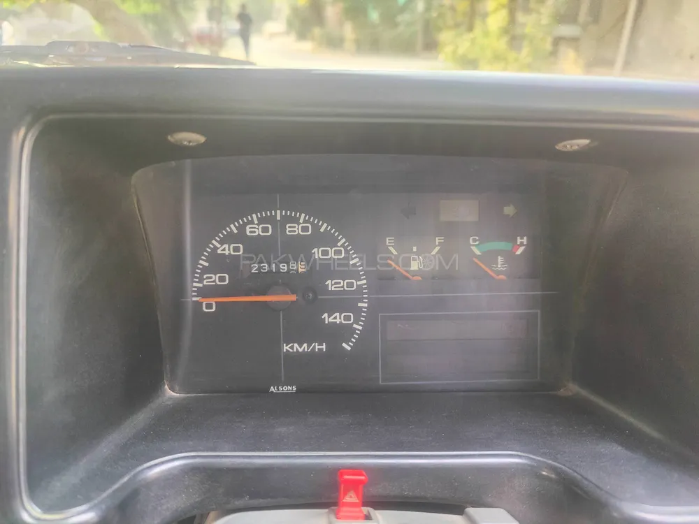Suzuki Mehran 2013 for Sale in Lahore Suzuki Mehran 2013 for Sale in Lahore Image-9