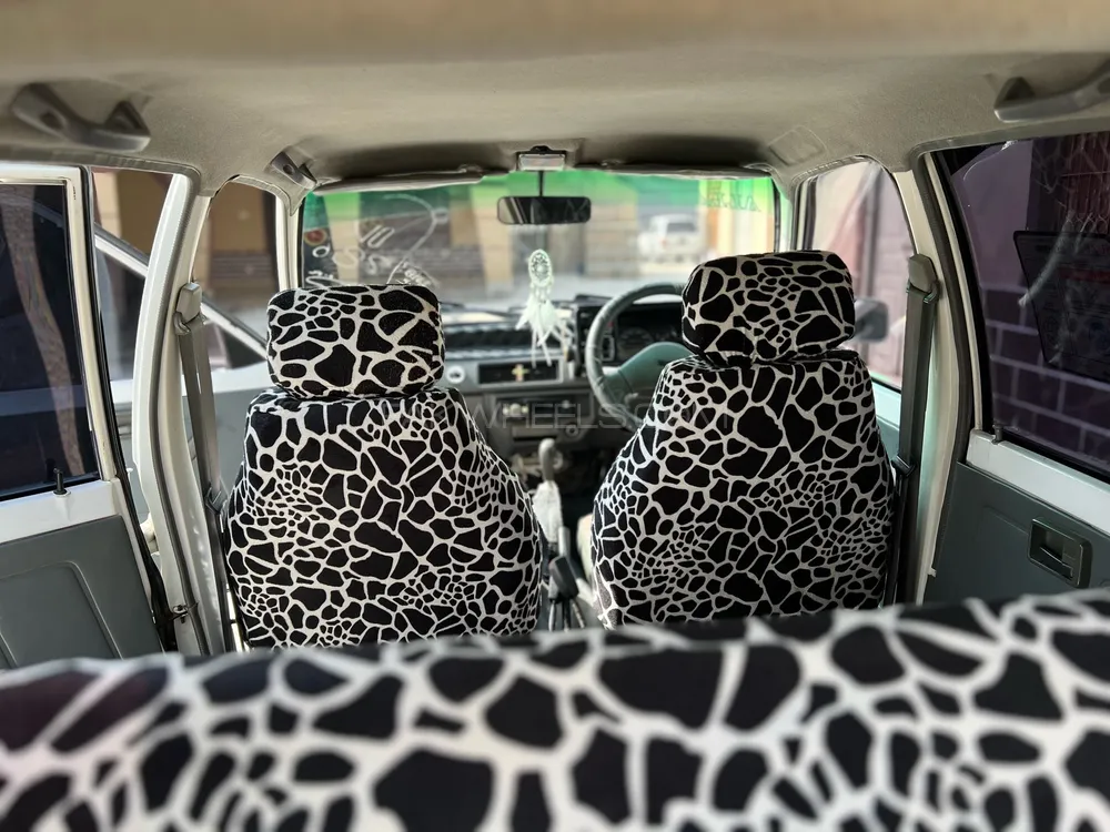 Suzuki Mehran 2018 for Sale in Islamabad Suzuki Mehran 2018 for Sale in Islamabad Image-13