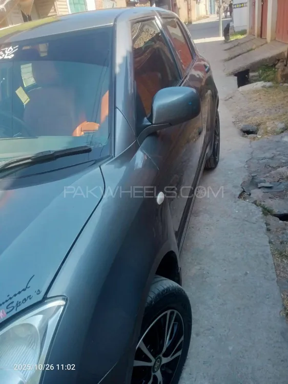 Suzuki Swift 2011 for Sale in Abbottabad Suzuki Swift 2011 for Sale in Abbottabad Image-2