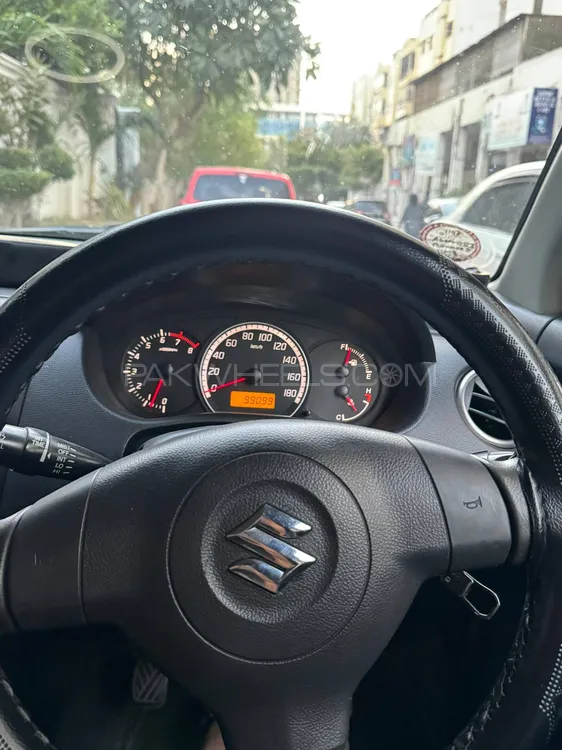 Suzuki Swift 2011 for Sale in Karachi Suzuki Swift 2011 for Sale in Karachi Image-11
