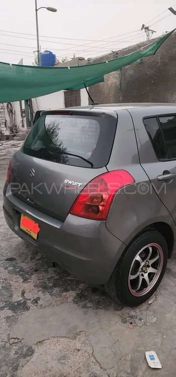 Suzuki Swift 2011 for Sale in Karachi Suzuki Swift 2011 for Sale in Karachi Image-5