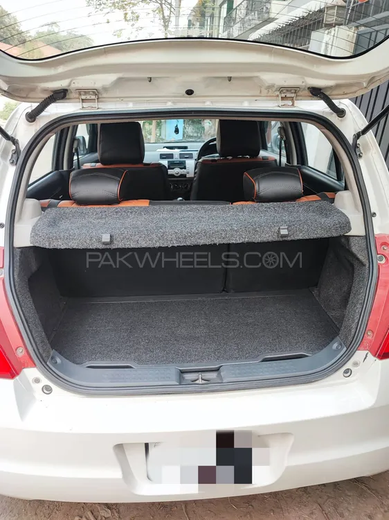Suzuki Swift 2015 for Sale in Lahore Suzuki Swift 2015 for Sale in Lahore Image-14