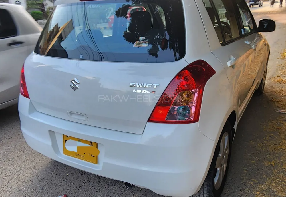 Suzuki Swift 2015 for Sale in Karachi Suzuki Swift 2015 for Sale in Karachi Image-9