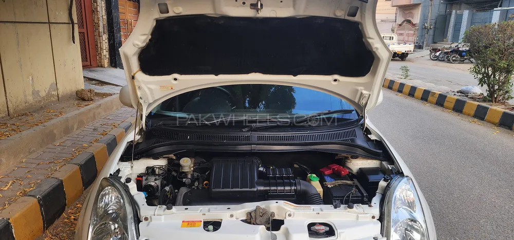 Suzuki Swift 2015 for Sale in Karachi Suzuki Swift 2015 for Sale in Karachi Image-11