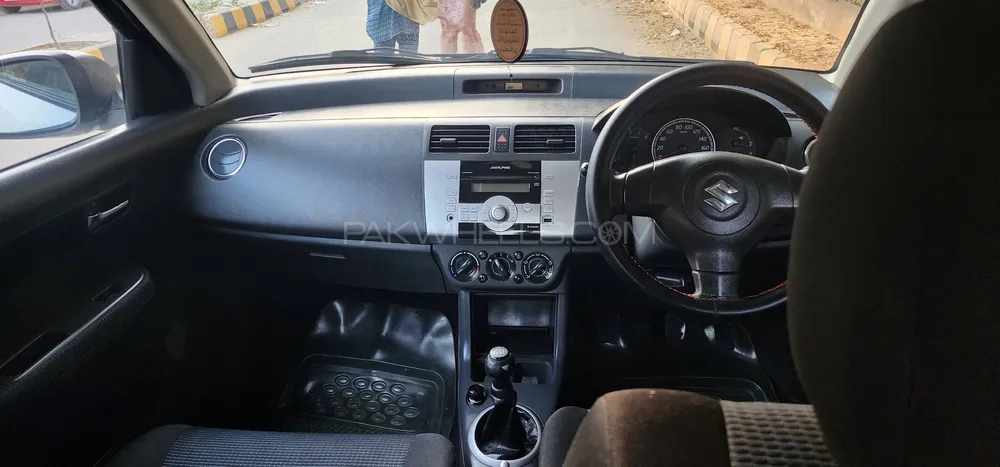 Suzuki Swift 2015 for Sale in Karachi Suzuki Swift 2015 for Sale in Karachi Image-17