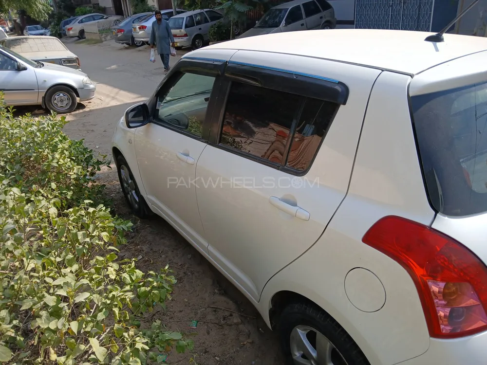 Suzuki Swift 2017 for Sale in Karachi Suzuki Swift 2017 for Sale in Karachi Image-1