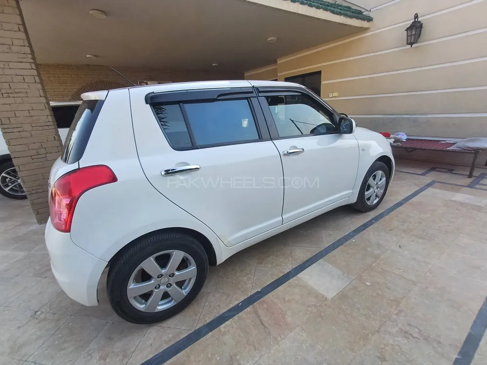 Suzuki Swift 2018 for Sale in Rawalpindi Suzuki Swift 2018 for Sale in Rawalpindi Image-5
