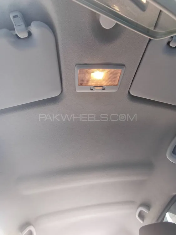 Suzuki Swift 2018 for Sale in Rawalpindi Suzuki Swift 2018 for Sale in Rawalpindi Image-16