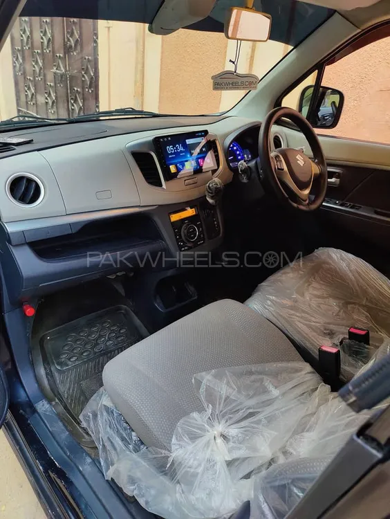 Suzuki Wagon R 2015 for Sale in Karachi Suzuki Wagon R 2015 for Sale in Karachi Image-4