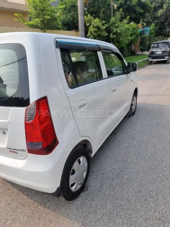 Suzuki Wagon R 2017 for Sale in Lahore Suzuki Wagon R 2017 for Sale in Lahore Image-11